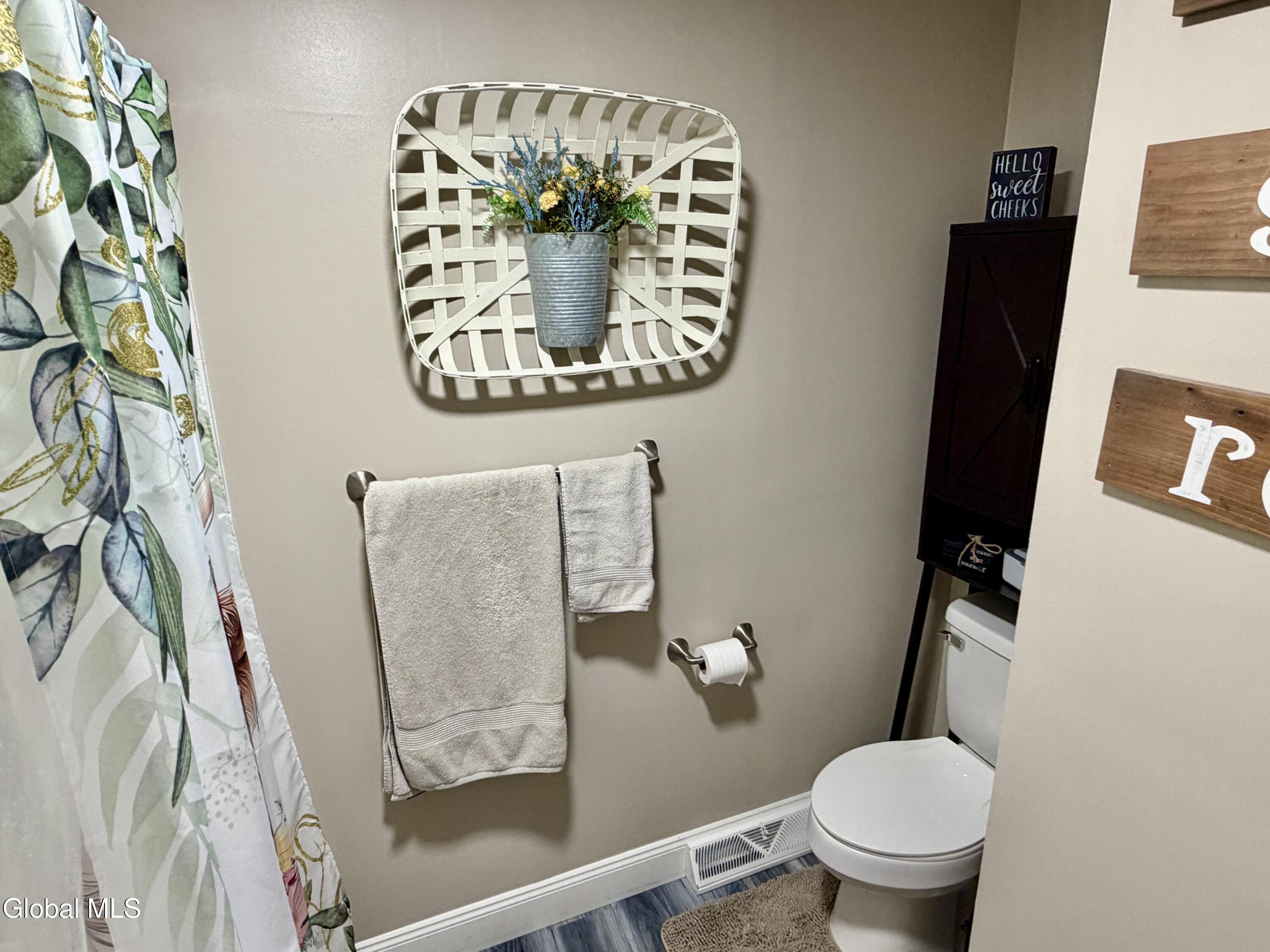 29 Knobhill Road Averill Park NY 12018