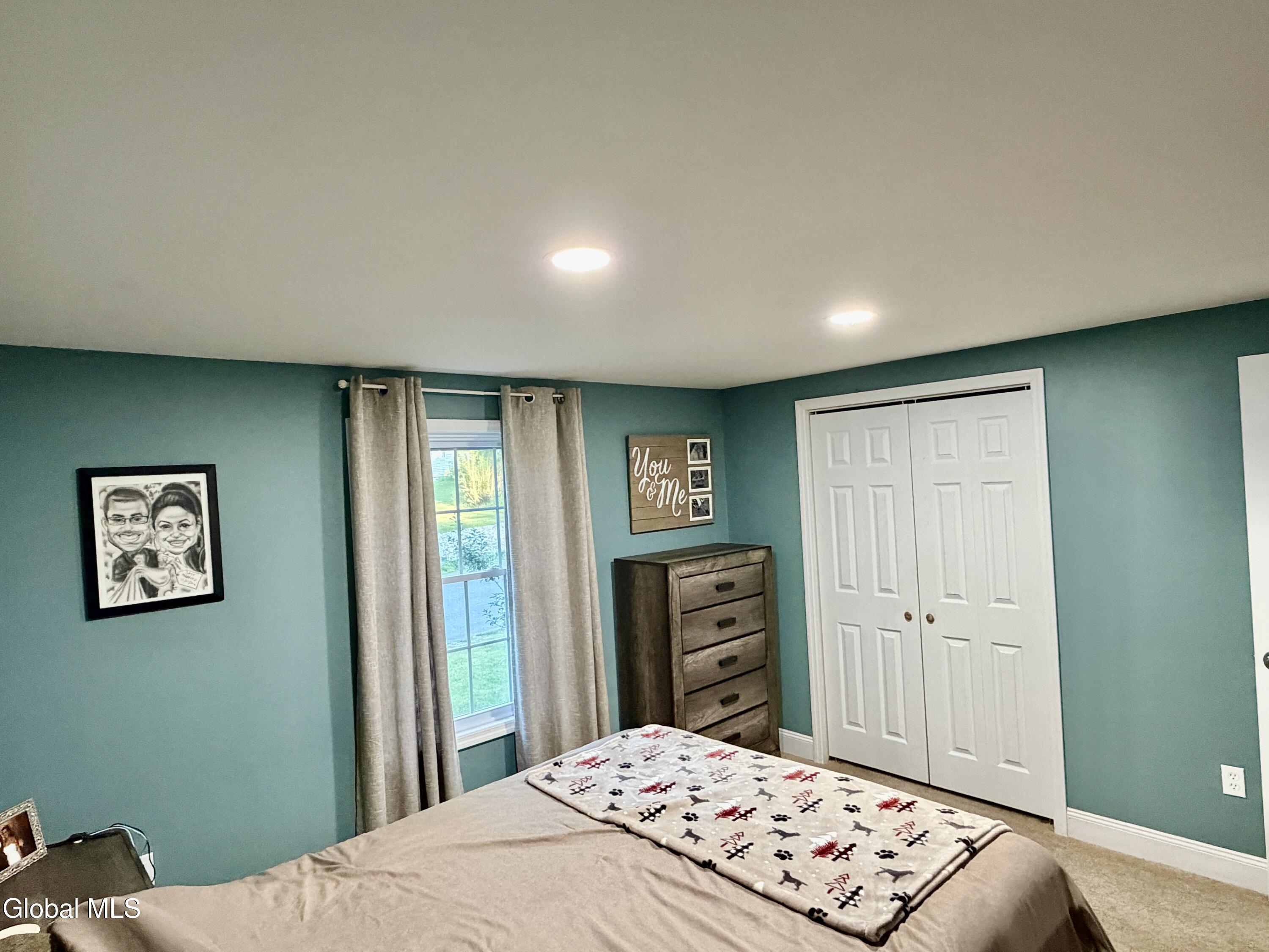 29 Knobhill Road Averill Park NY 12018