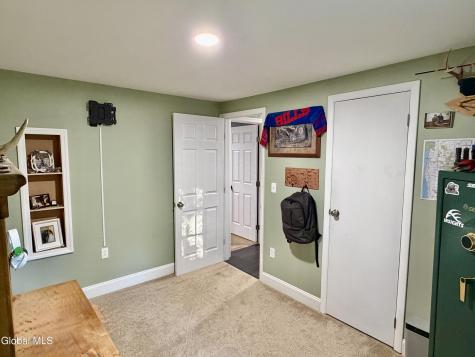 29 Knobhill Road Averill Park NY 12018