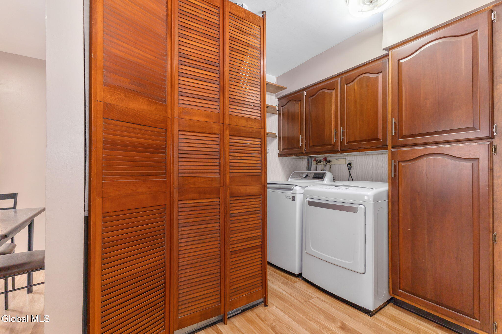 53 Miracle Lane Colonie NY 12211