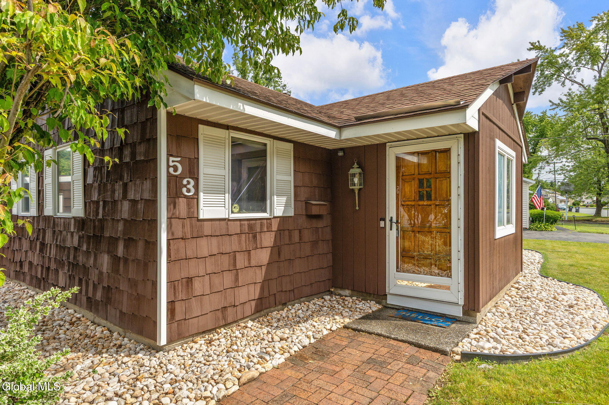 53 Miracle Lane Colonie NY 12211