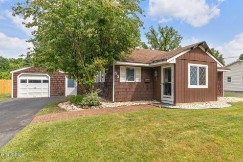 53 Miracle Lane Colonie NY 12211