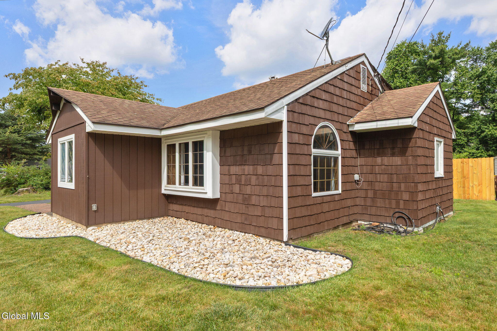 53 Miracle Lane Colonie NY 12211
