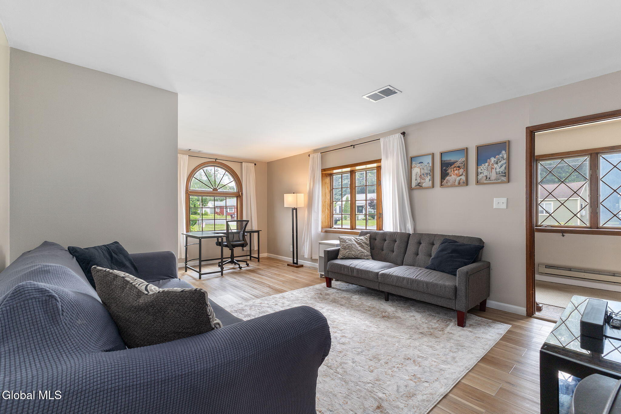 53 Miracle Lane Colonie NY 12211