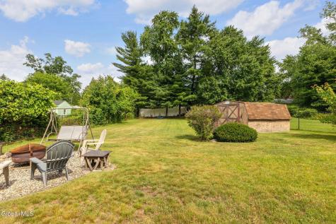 53 Miracle Lane Colonie NY 12211