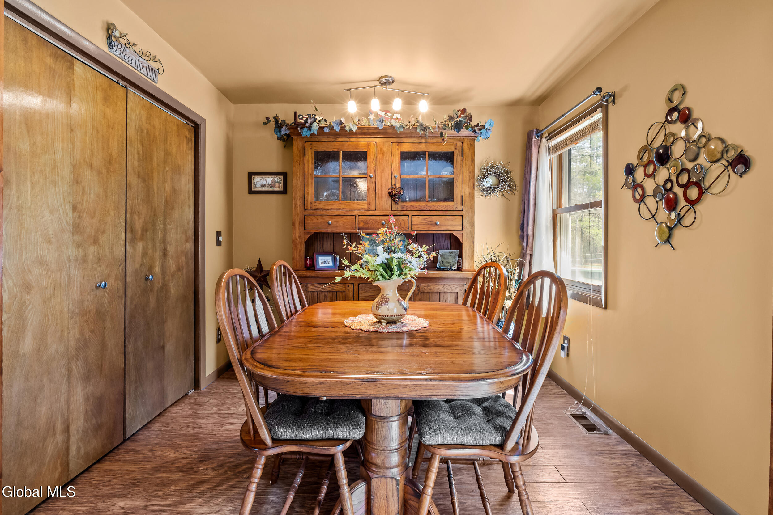 131 Toback Road Esperance NY 12066