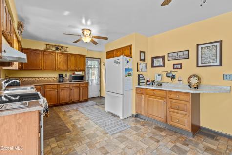 131 Toback Road Esperance NY 12066
