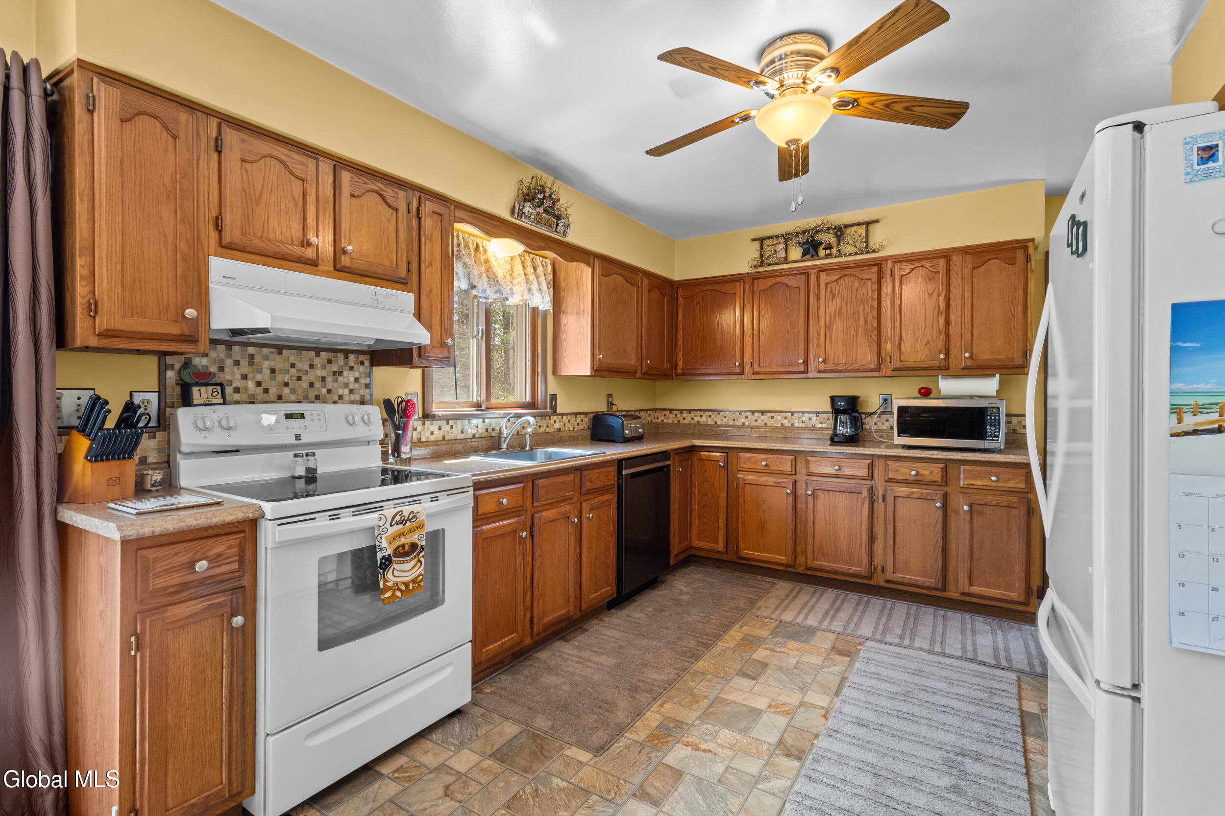 131 Toback Road Esperance NY 12066