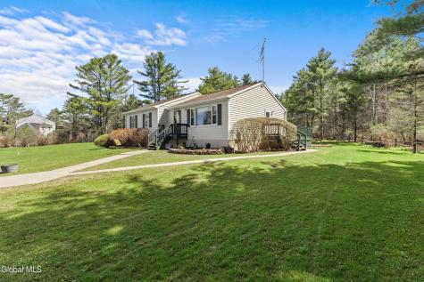 131 Toback Road Esperance NY 12066