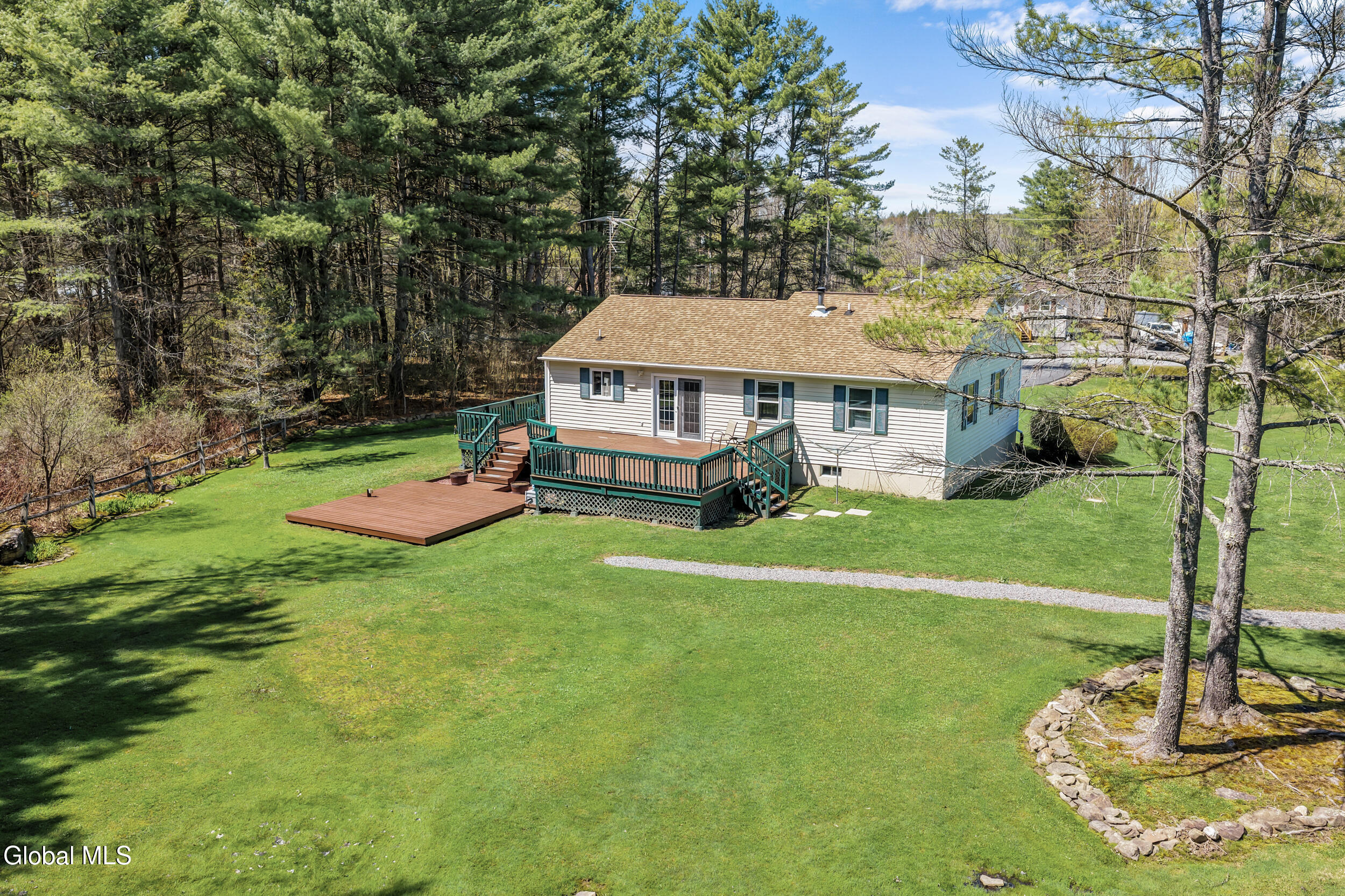 131 Toback Road Esperance NY 12066