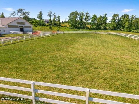 42 Ashcroft Road Valley Falls NY 12185