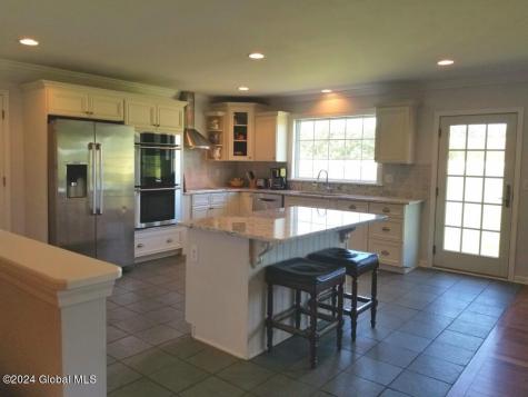 42 Ashcroft Road Valley Falls NY 12185