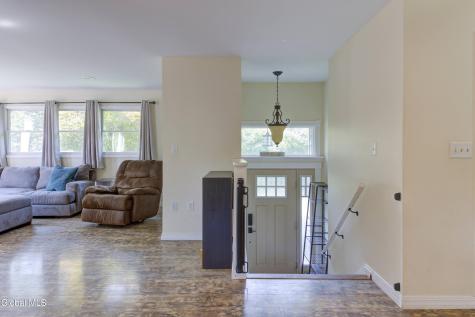 342 Closson Road Glenville NY 12302