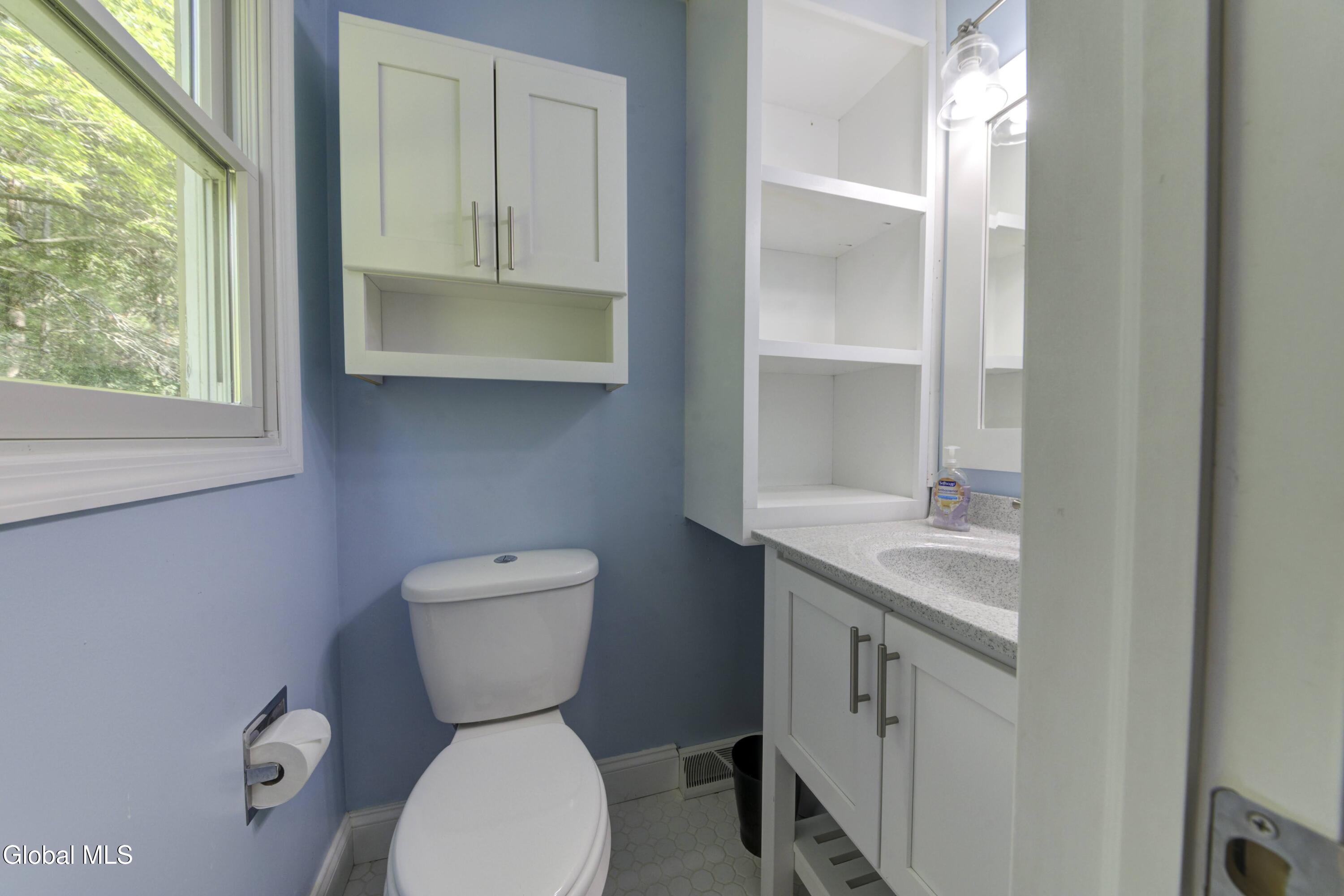 342 Closson Road Glenville NY 12302