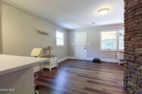 342 Closson Road Glenville NY 12302