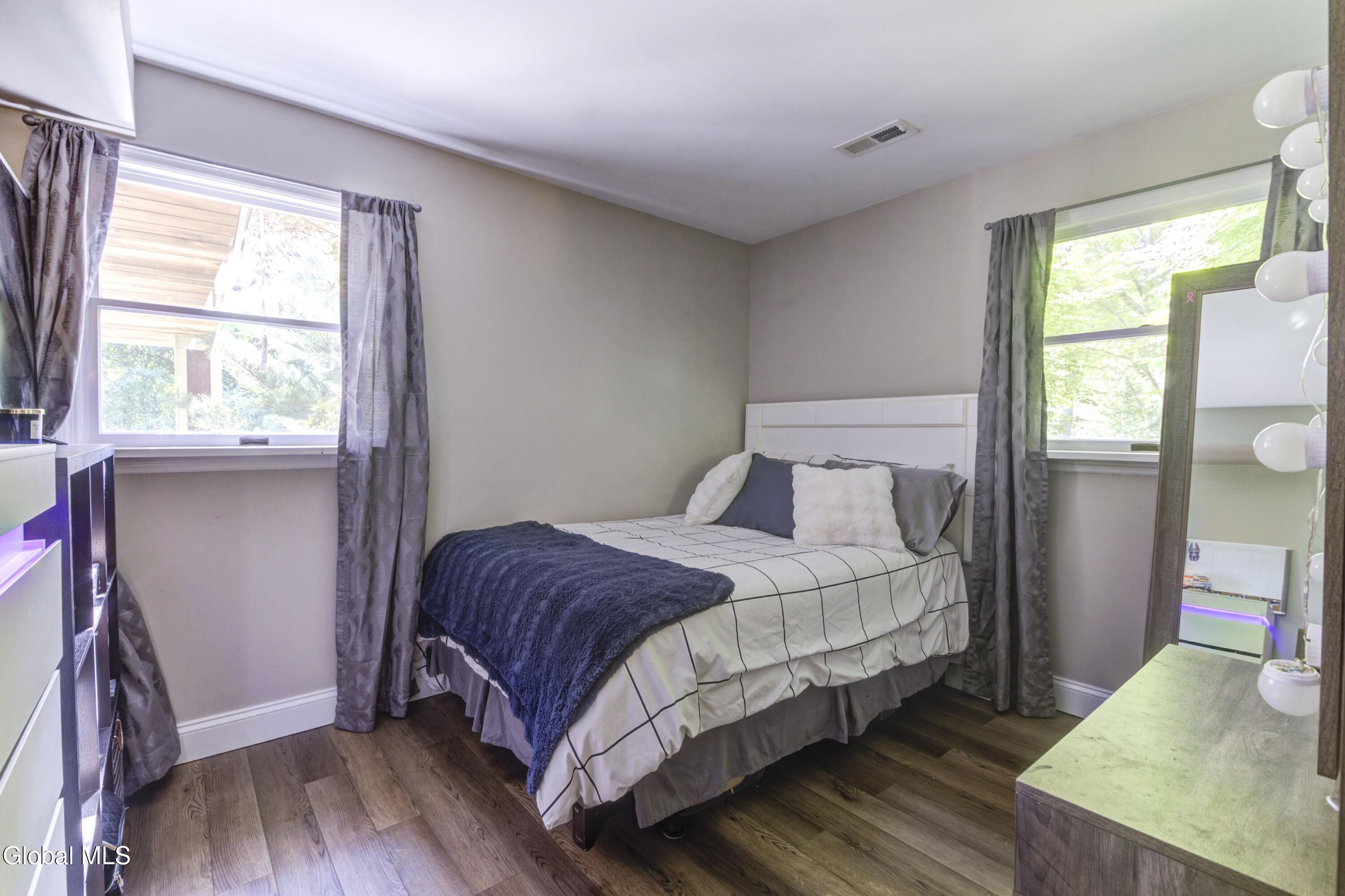 342 Closson Road Glenville NY 12302