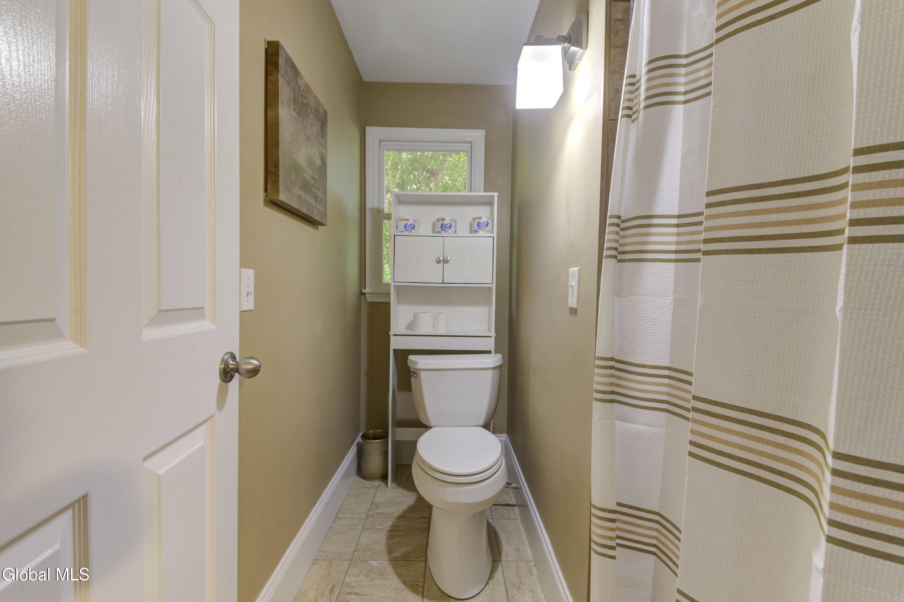 342 Closson Road Glenville NY 12302
