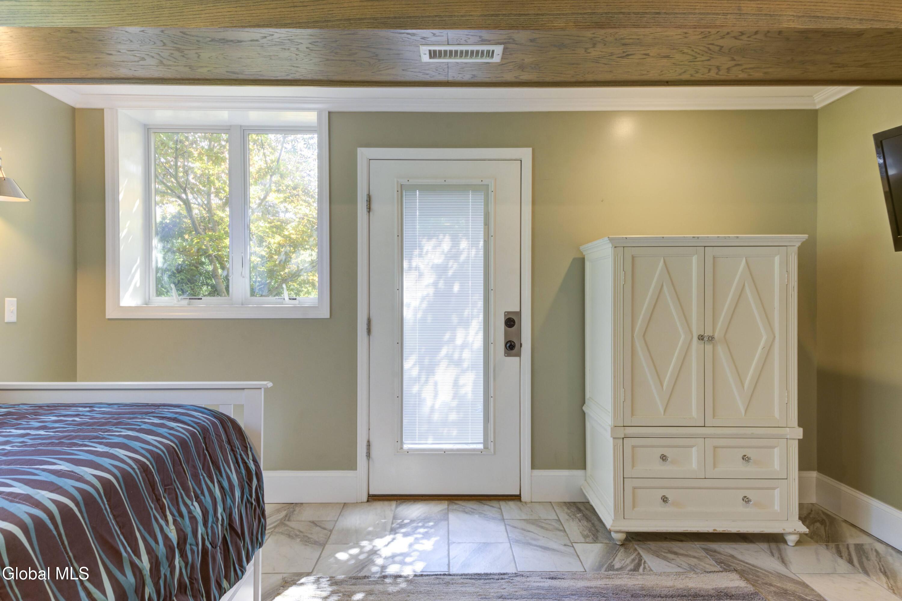 342 Closson Road Glenville NY 12302