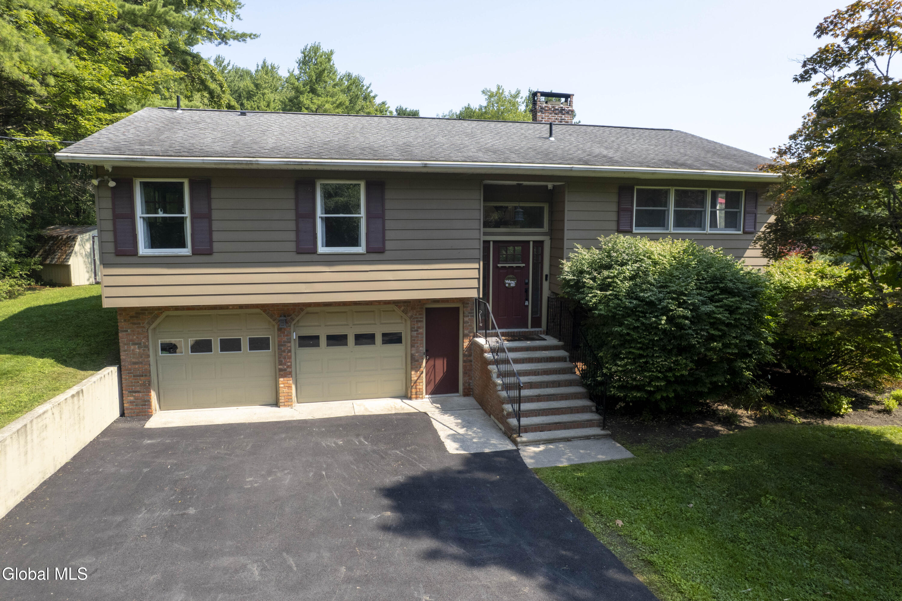 342 Closson Road Glenville NY 12302