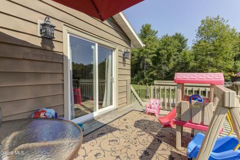 342 Closson Road Glenville NY 12302