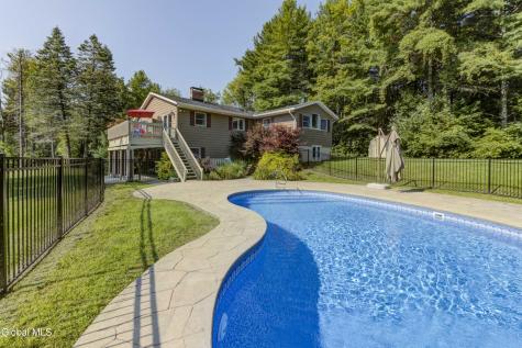 342 Closson Road Glenville NY 12302