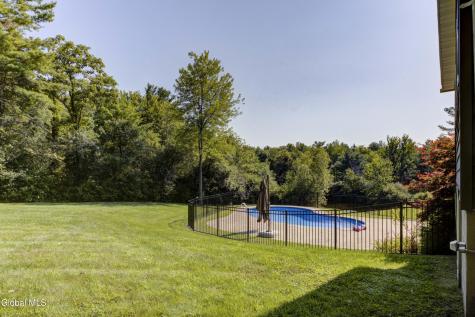 342 Closson Road Glenville NY 12302
