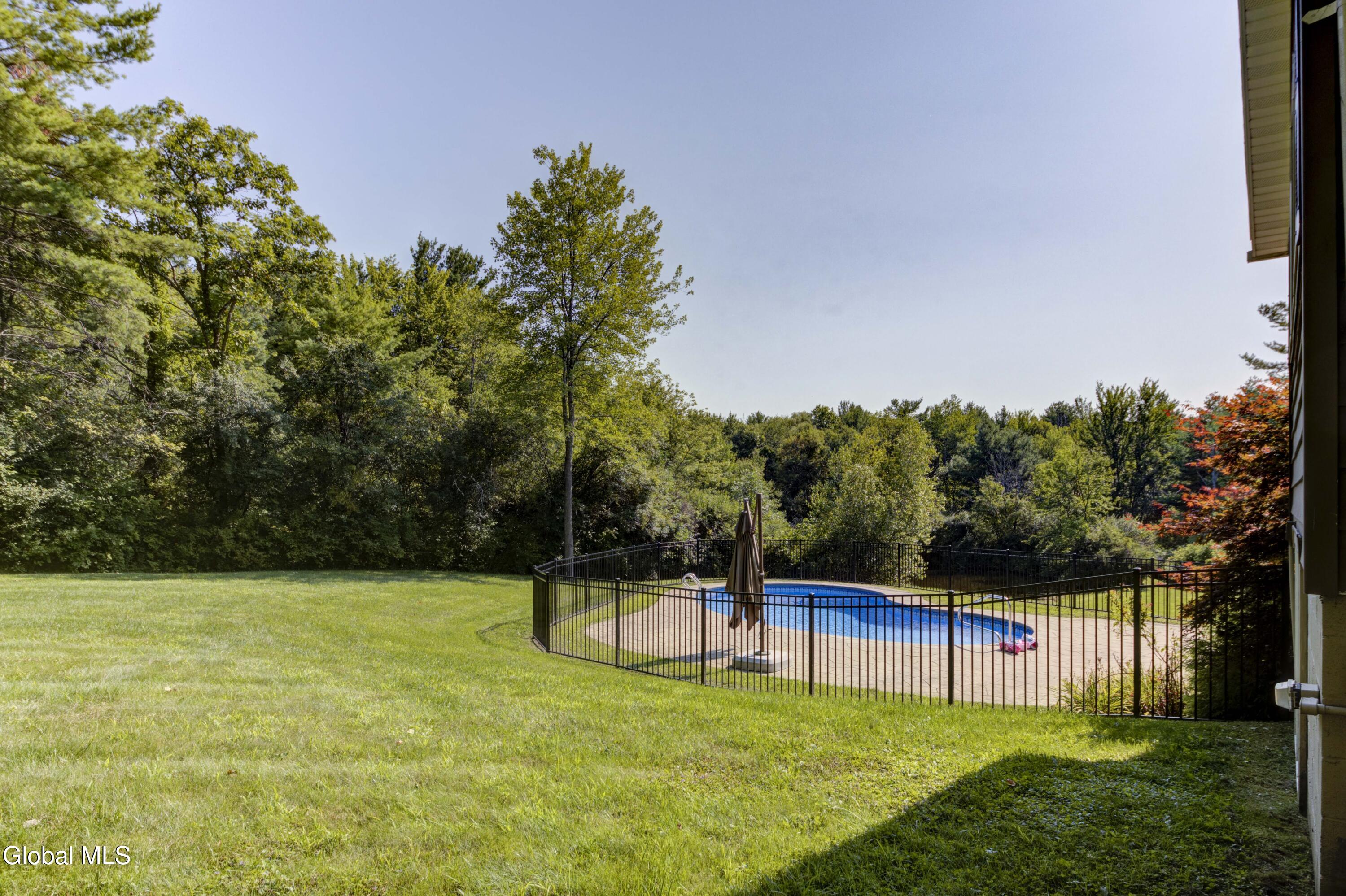 342 Closson Road Glenville NY 12302