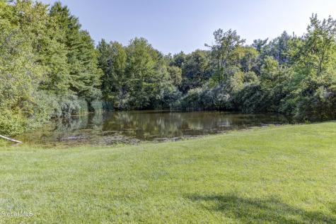 342 Closson Road Glenville NY 12302