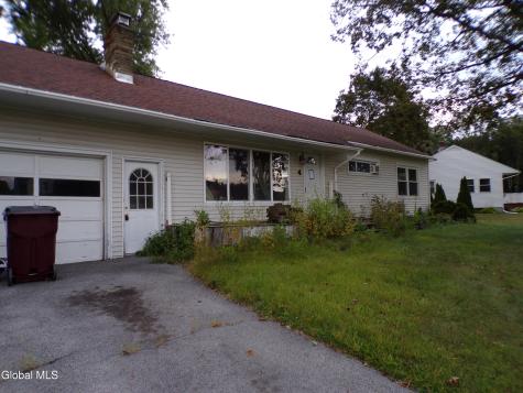 4 Sequoia Drive Ballston Lake NY 12019