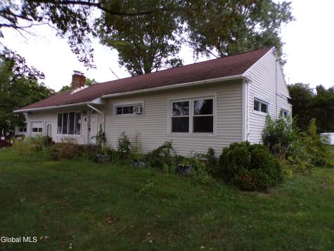 4 Sequoia Drive Ballston Lake NY 12019