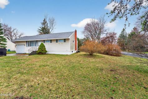 49 Tattersall Lane Colonie NY 12205