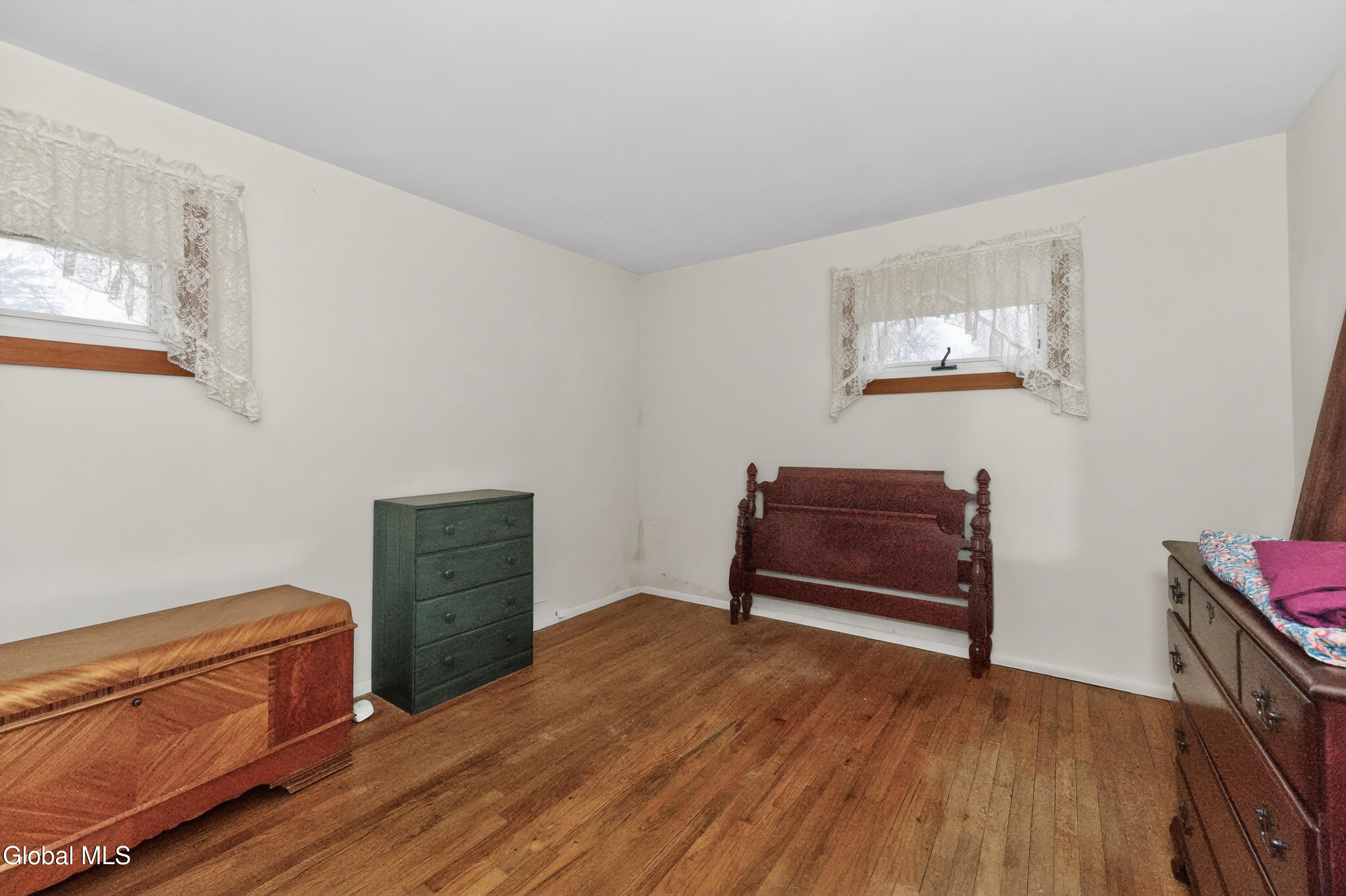 49 Tattersall Lane Colonie NY 12205