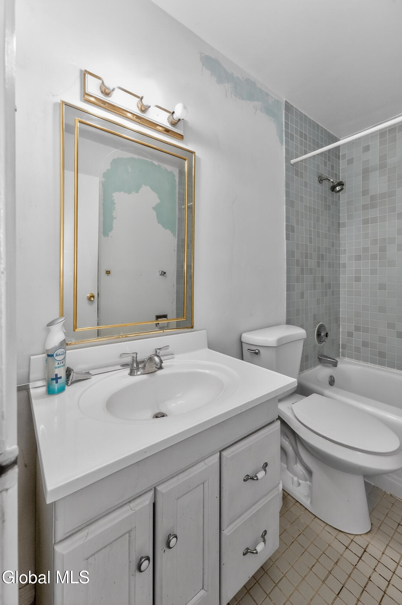 49 Tattersall Lane Colonie NY 12205