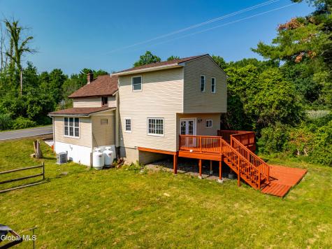 9 Lower Newtown Road Waterford NY 12188