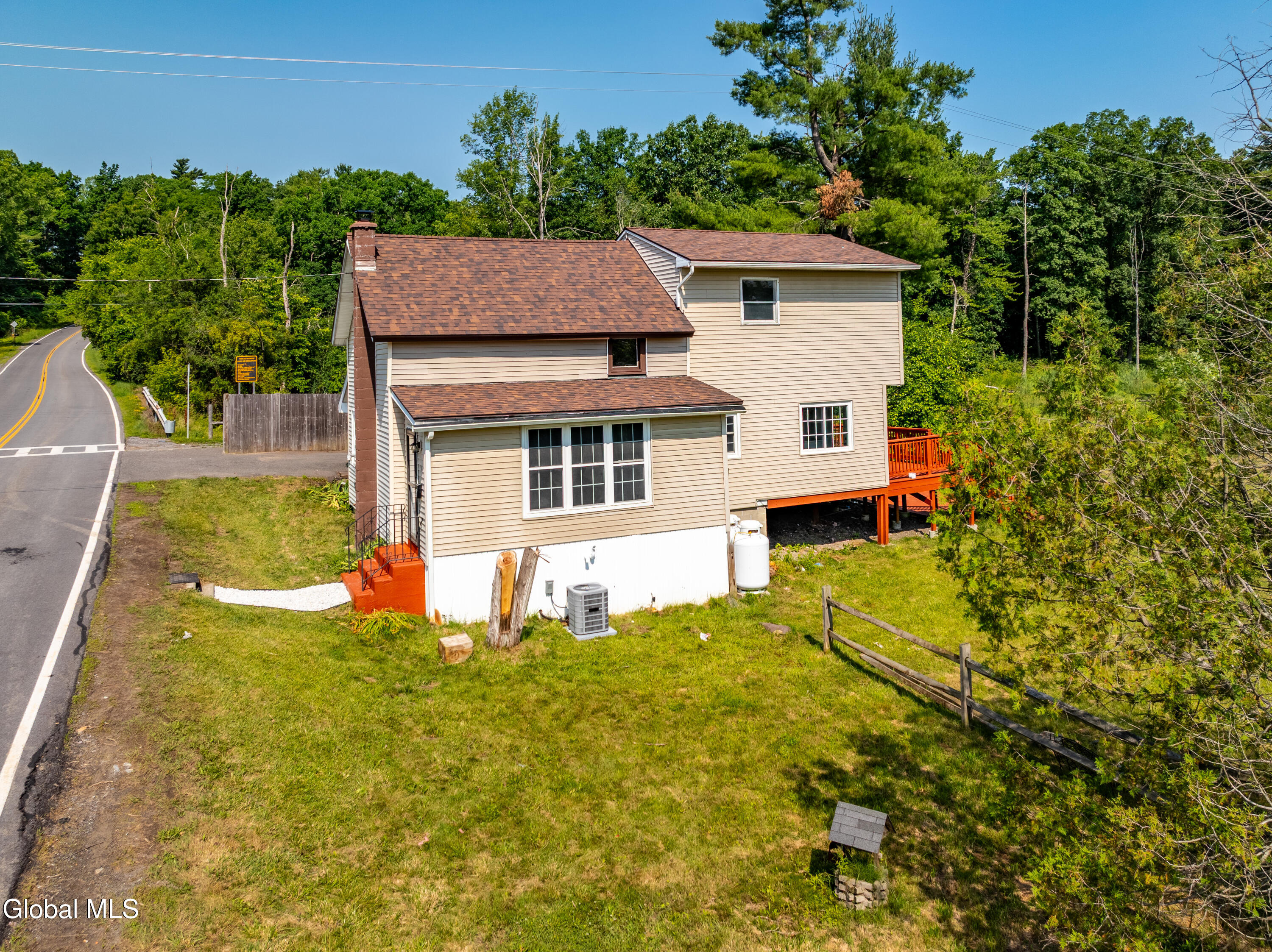 9 Lower Newtown Road Waterford NY 12188