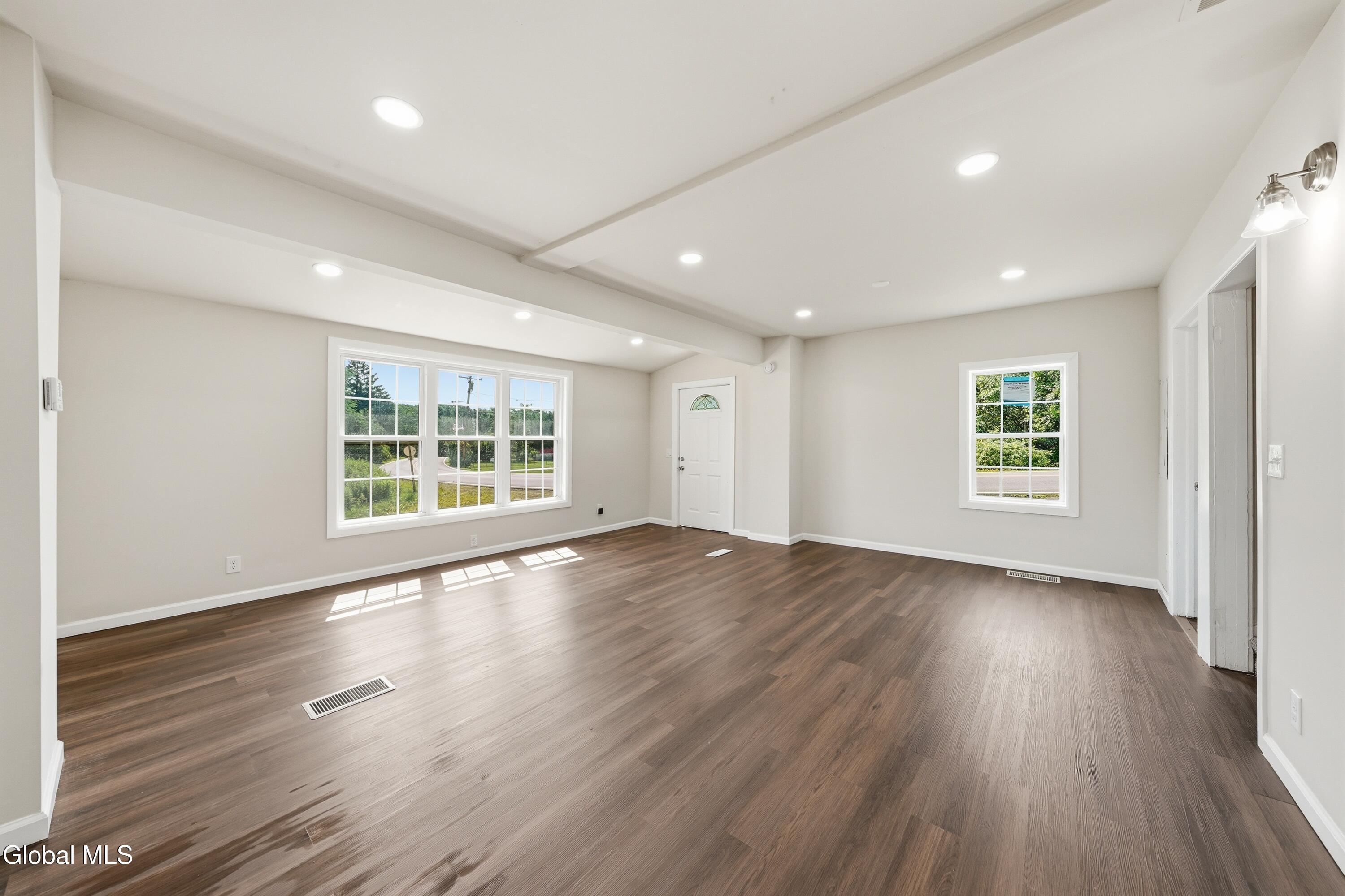 9 Lower Newtown Road Waterford NY 12188