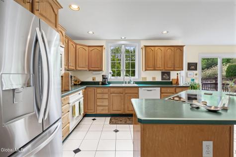 2501 Angelina Drive Schenectady NY 12309