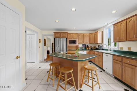 2501 Angelina Drive Schenectady NY 12309