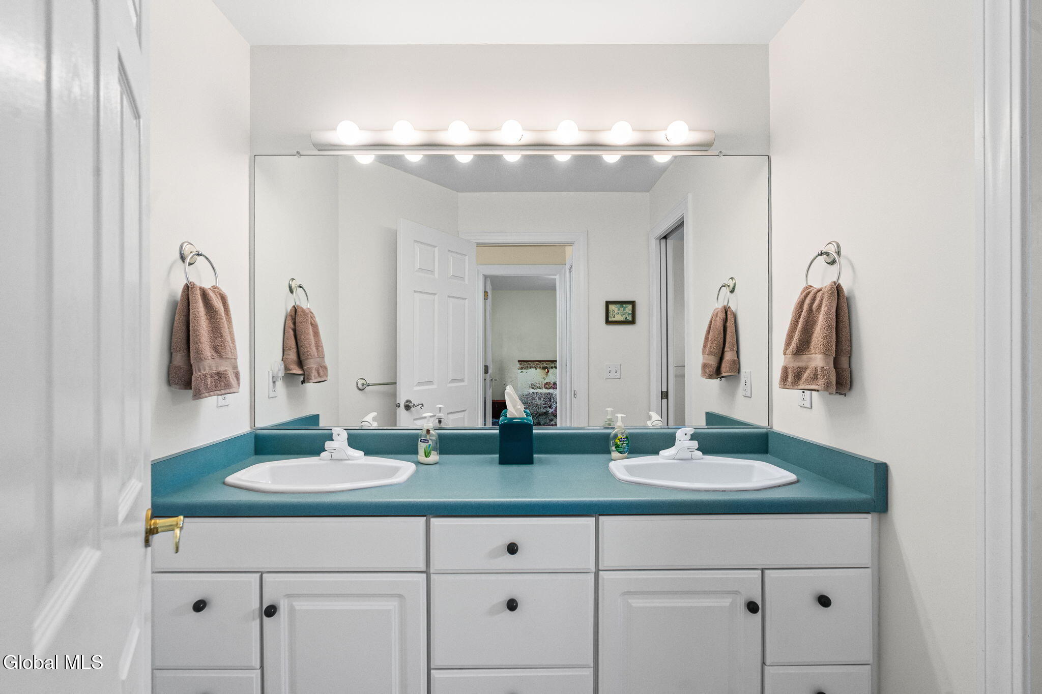 2501 Angelina Drive Schenectady NY 12309