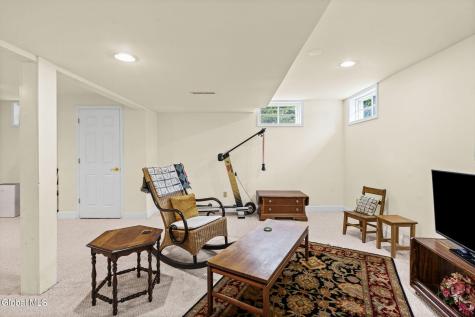 2501 Angelina Drive Schenectady NY 12309