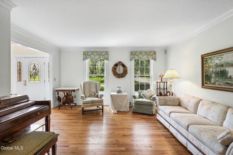 2501 Angelina Drive Schenectady NY 12309