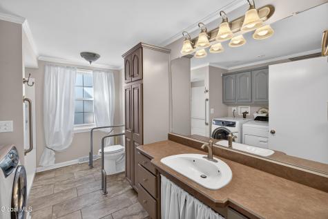 1189 Mcclellan Street Schenectady NY 12309