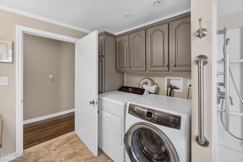 1189 Mcclellan Street Schenectady NY 12309