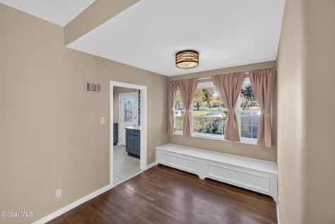1189 Mcclellan Street Schenectady NY 12309