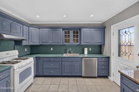 1189 Mcclellan Street Schenectady NY 12309