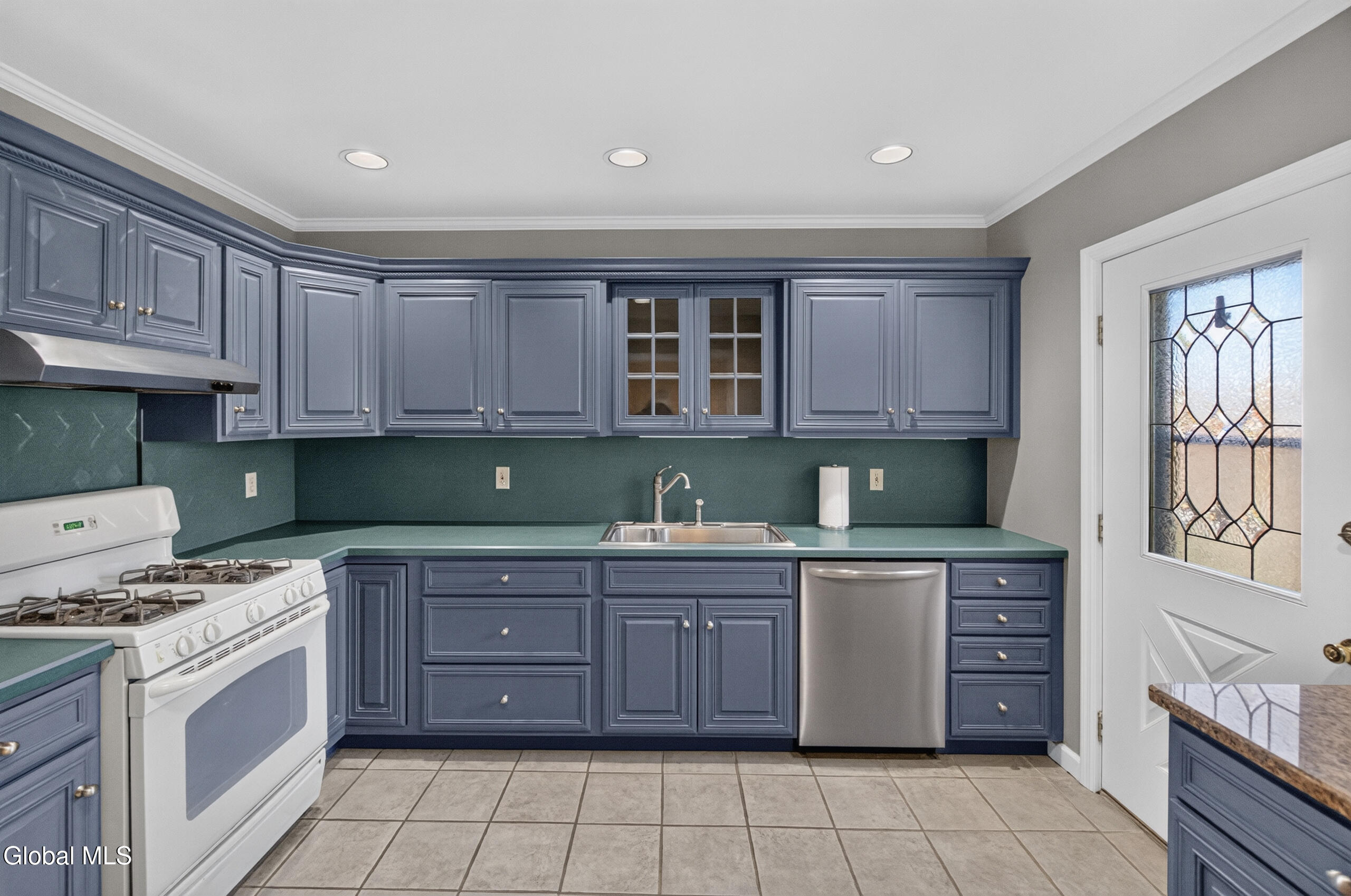 1189 Mcclellan Street Schenectady NY 12309