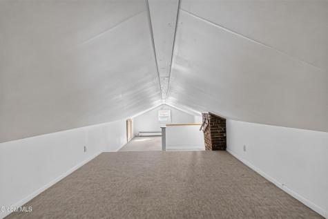 1189 Mcclellan Street Schenectady NY 12309
