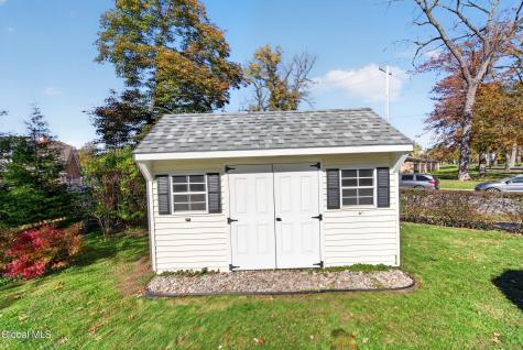 1189 Mcclellan Street Schenectady NY 12309