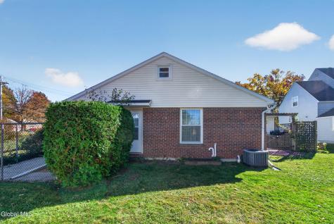 1189 Mcclellan Street Schenectady NY 12309