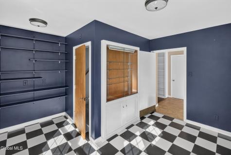 1189 Mcclellan Street Schenectady NY 12309